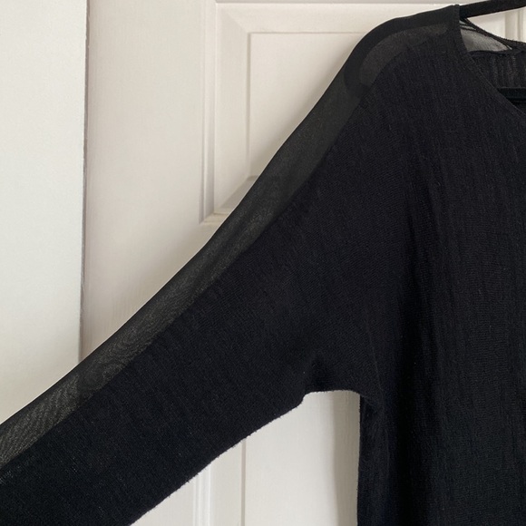 Anthro top soft cotton with sheer accent on sleeve. Rounded hem flattering - Picture 1 of 4